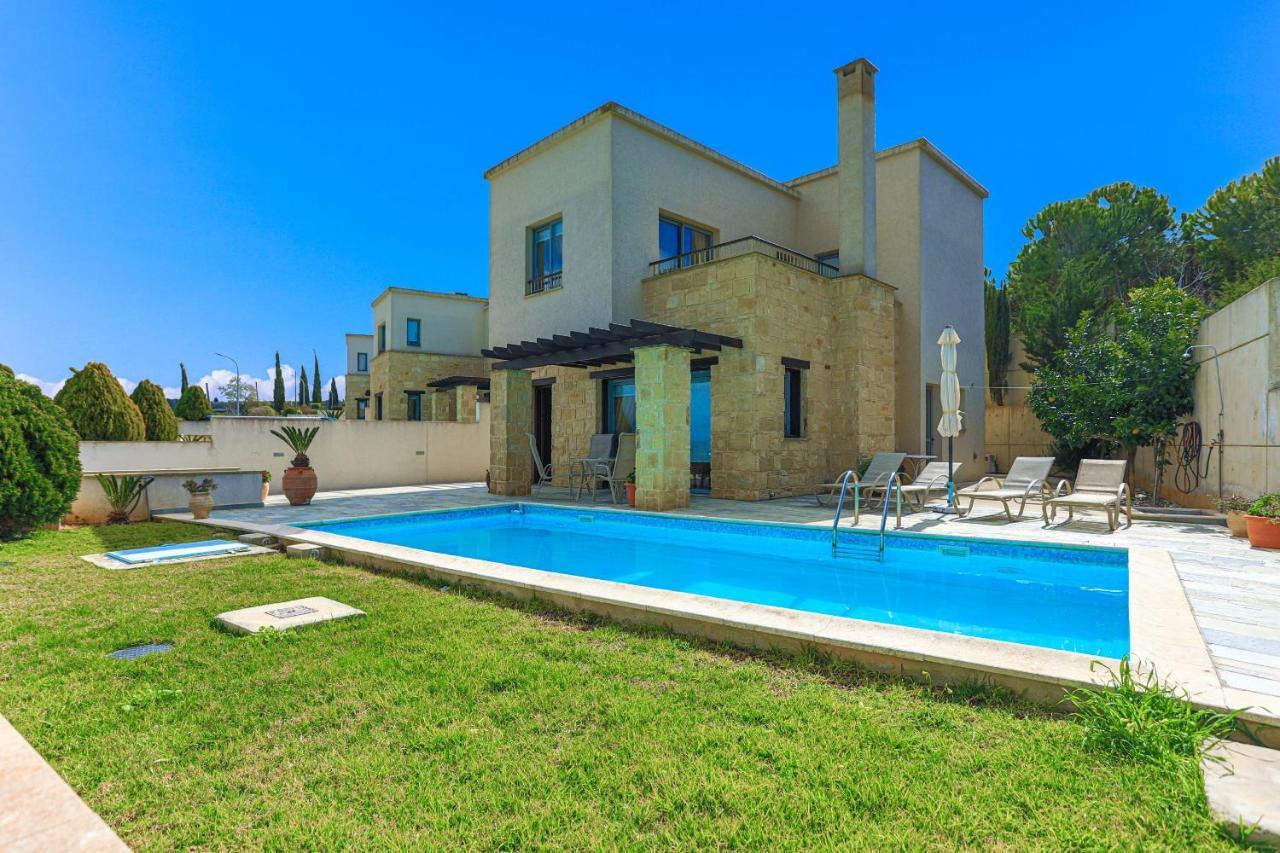 Villa Styliani Dhrousha Exterior photo